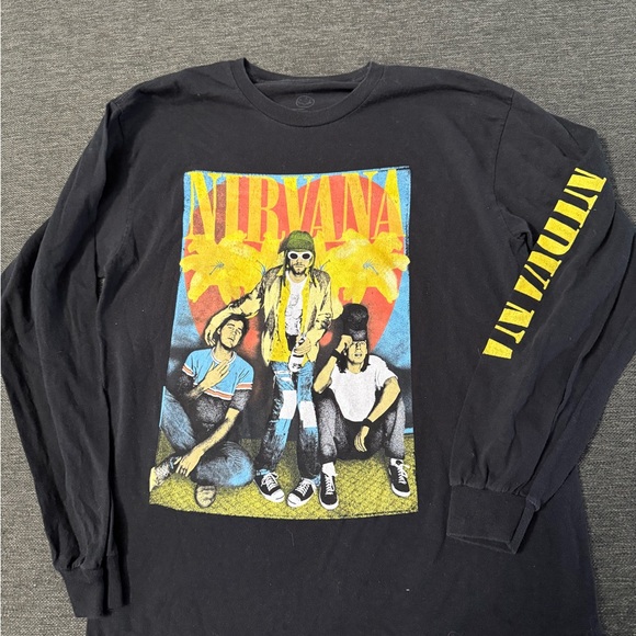 NIRVANA Black Long Sleeve with Vibrant Graphic adult large gold writing 90’s - Picture 2 of 9